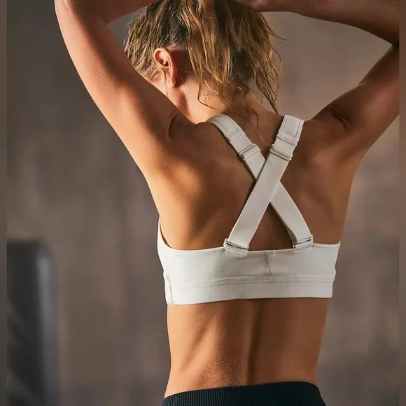 FP Movement Make A Move Sports Bra size small - Picture 10 of 11